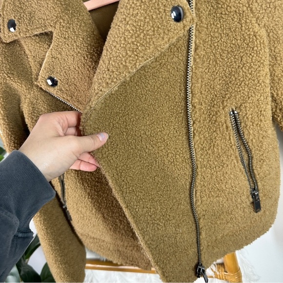 For the Republic Brown Sherpa Teddy Cropped Jacket sz XS - Picture 3 of 3